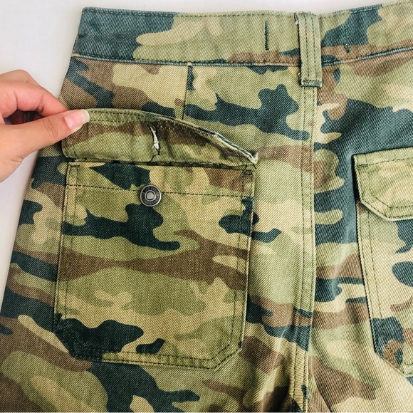 Free People Remy Camo Moss Crop Pants size 26 - Picture 7 of 9